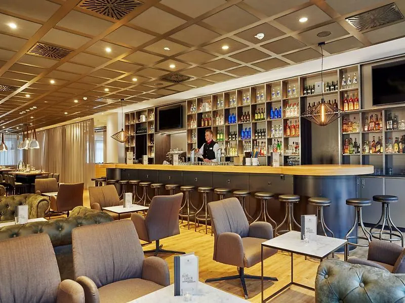 H4 Hotel Leipzig 4*,